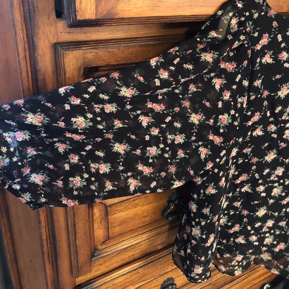 Floral print “crop top” - Picture 6 of 7